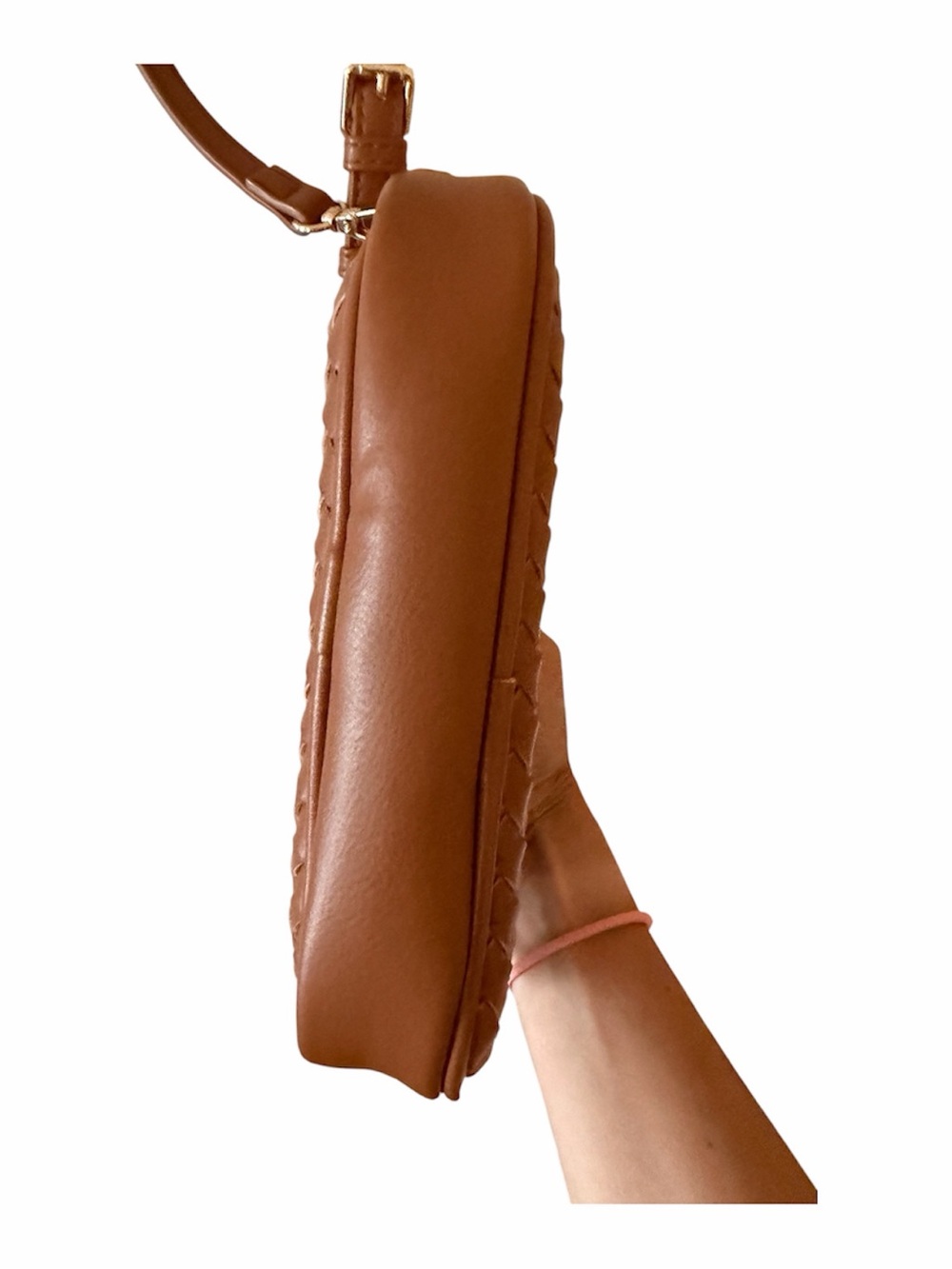 Mali + Lili Ava Woven Vegan Leather Crossbody Bag - Picture 7 of 8